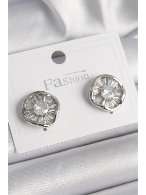 Pirinç Gümüş Renk Zirkon Taşlı Yonca Model Kadın Küpe