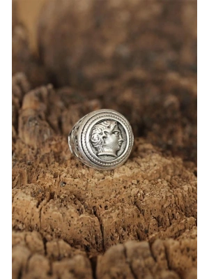 Sezar Figürlü Ayarlanabilir Erkek Yüzük