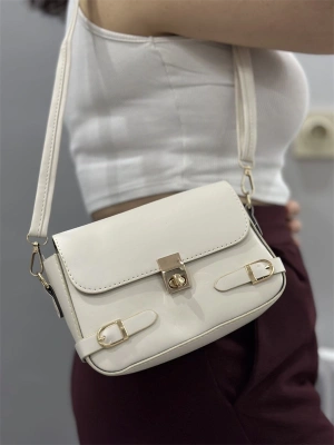 Zerej kemerli krem cilt çanta