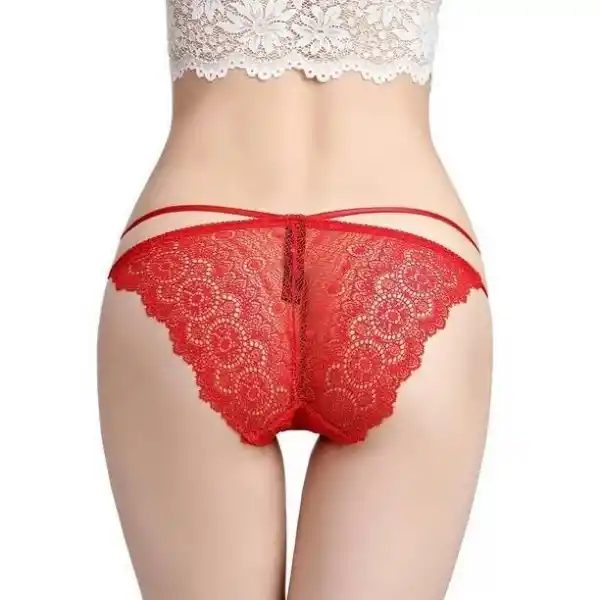 Çapraz Bant Detaylı Dantelli String Külot V6104