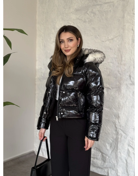 Marka model yanı lastik detaylı parlak mont siyah