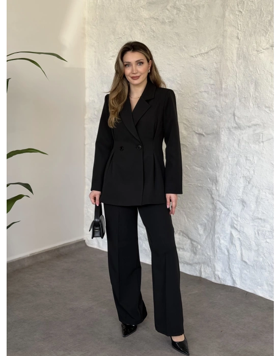 Belden oturan çift düğme detaylı takım siyah