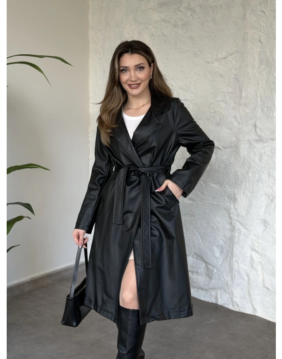 Uzun belinden kuşaklı deri trenç