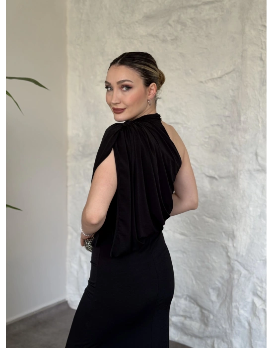 Tek omuz yarasa kol detaylı büzgülü elbise siyah