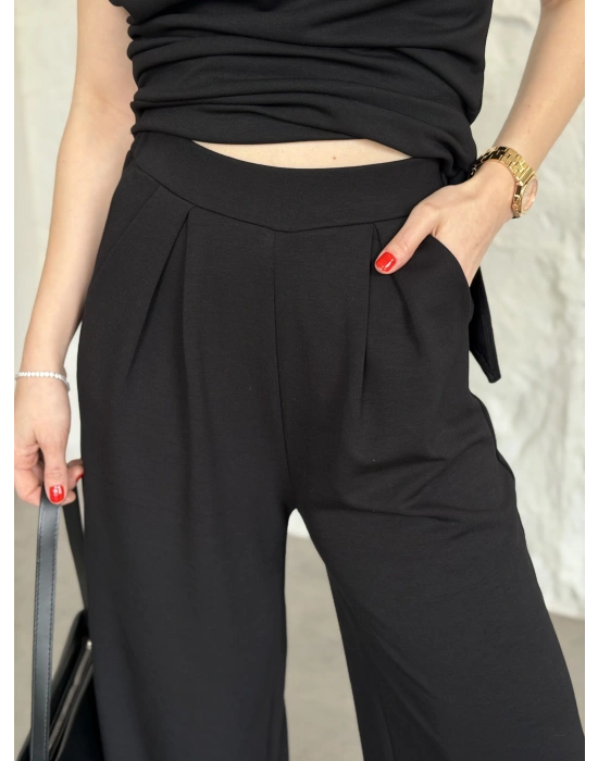 Asimetrik kesim omuzu vatkalı takım siyah