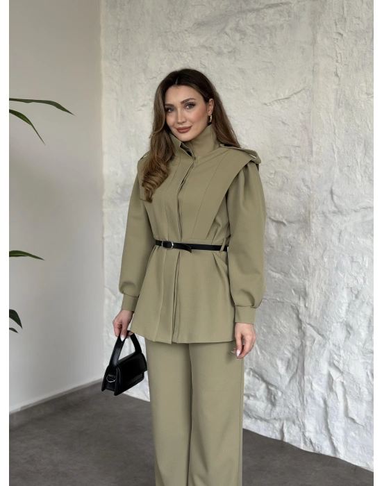 Boğazlı omuzu apoletli gizli düğmeli kemerli takım yeşil