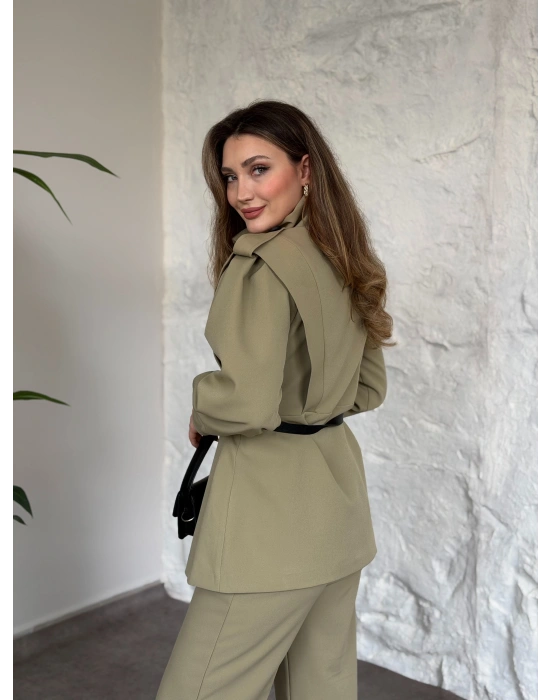 Boğazlı omuzu apoletli gizli düğmeli kemerli takım yeşil