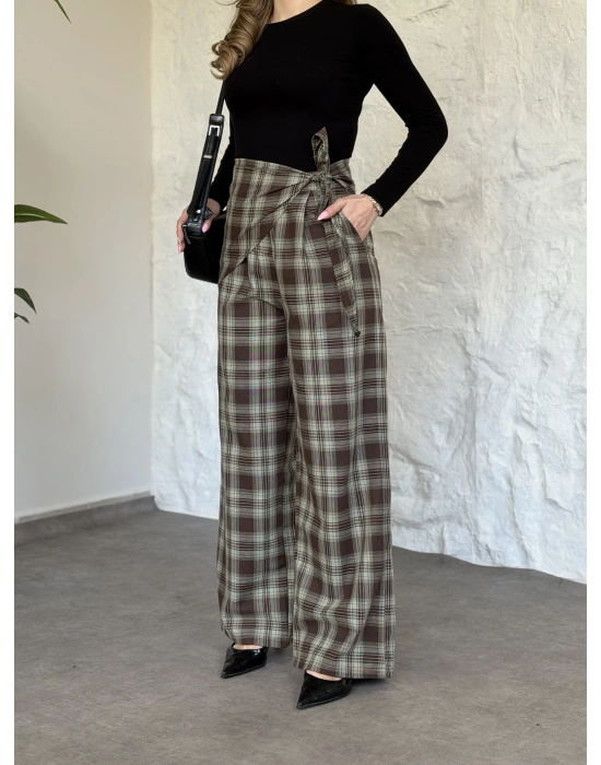 Marka model beli fularlı ekose pantolon yeşil