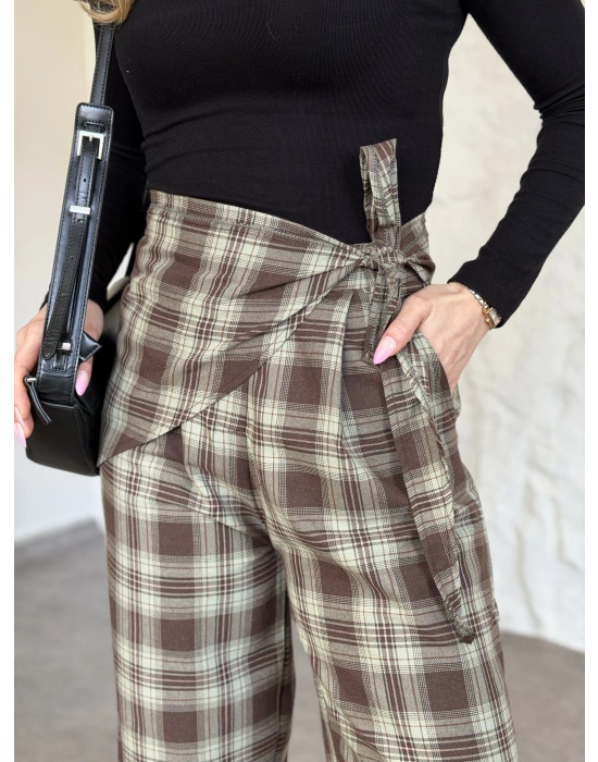 Marka model beli fularlı ekose pantolon yeşil