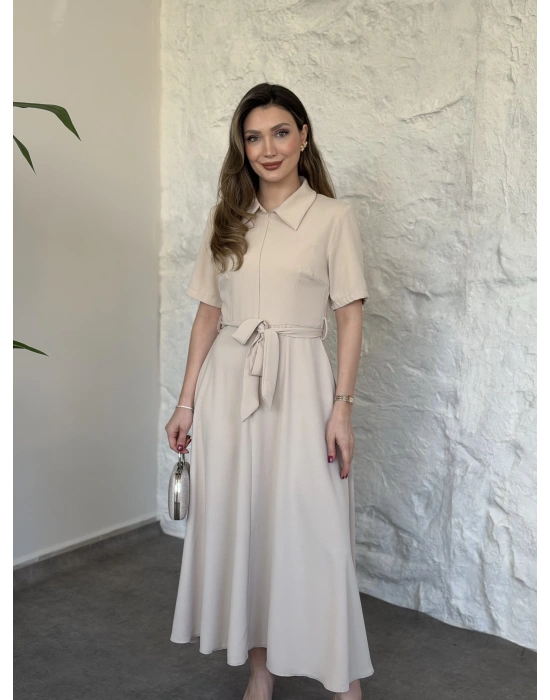 Önden fermuarlı belinden kuşaklı midi elbise krem