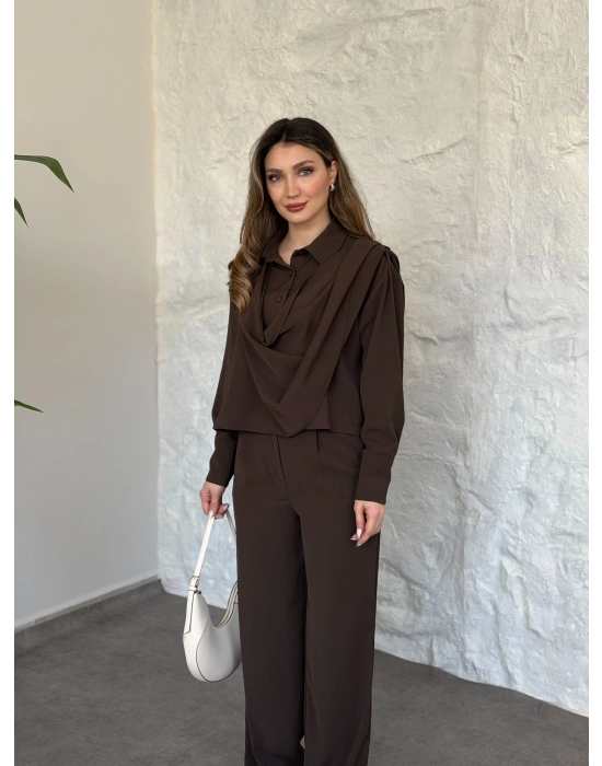 Şal detaylı ikili takım kahve