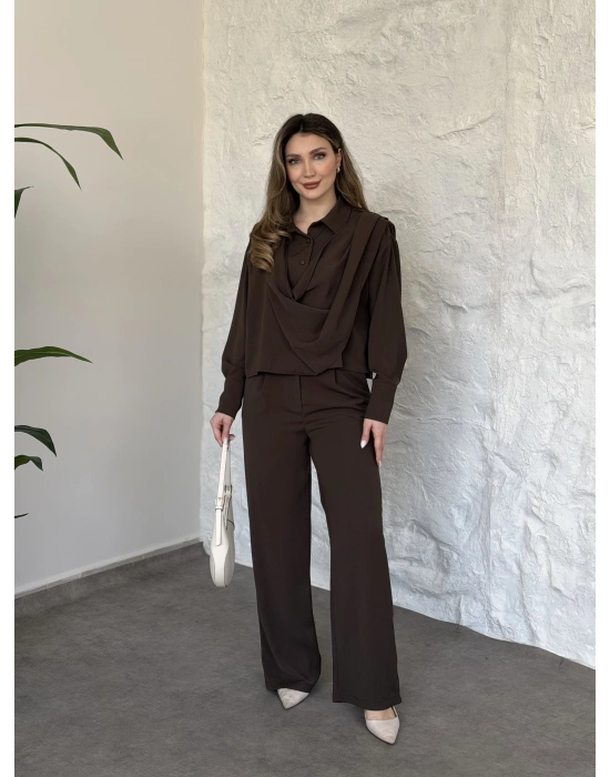 Şal detaylı ikili takım kahve