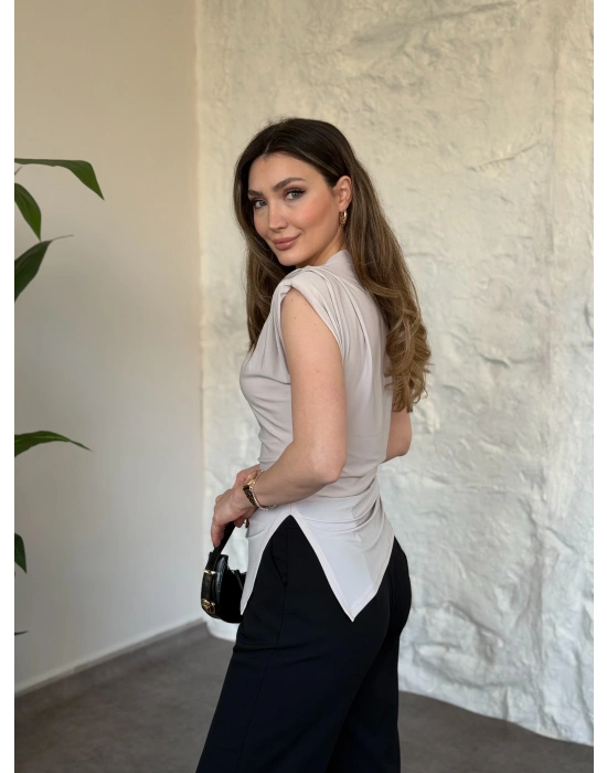 Vatkalı pileli asimetrik bluz taş