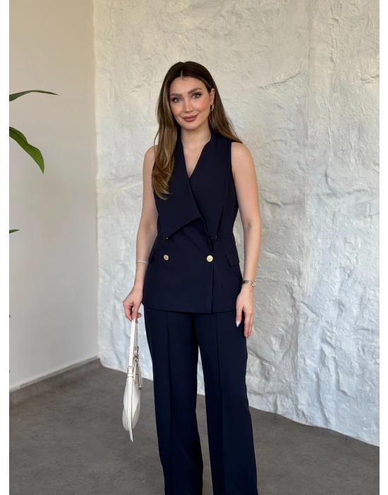 Kruvaze yaka gold düğmeli takım lacivert