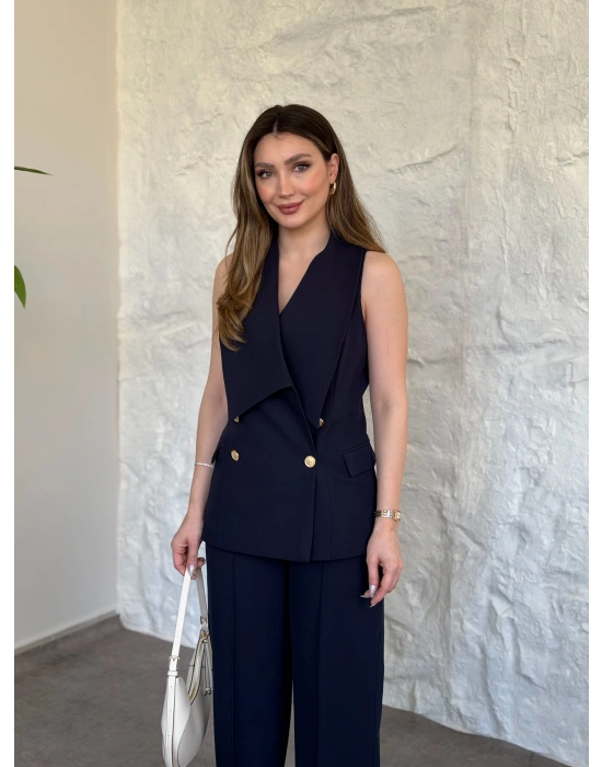 Kruvaze yaka gold düğmeli takım lacivert