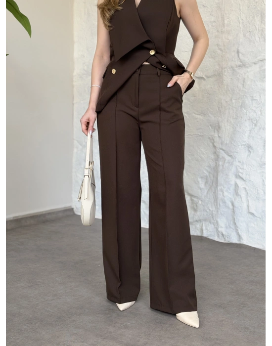 Kruvaze yaka gold düğmeli takım kahve