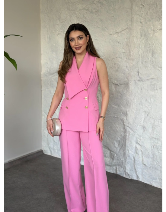 Kruvaze yaka gold düğmeli takım pembe