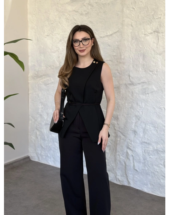 Omuz düğmeli önü üçgen kesim takım siyah