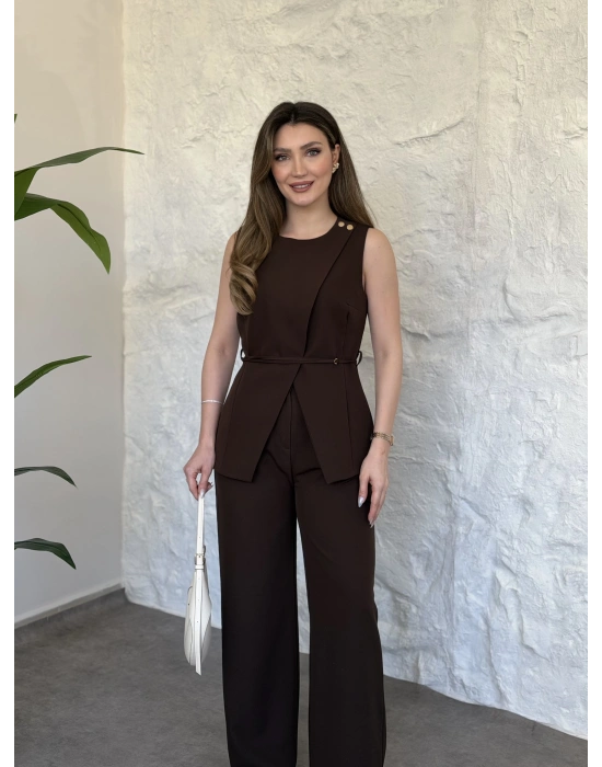 Omuz düğmeli önü üçgen kesim takım kahve