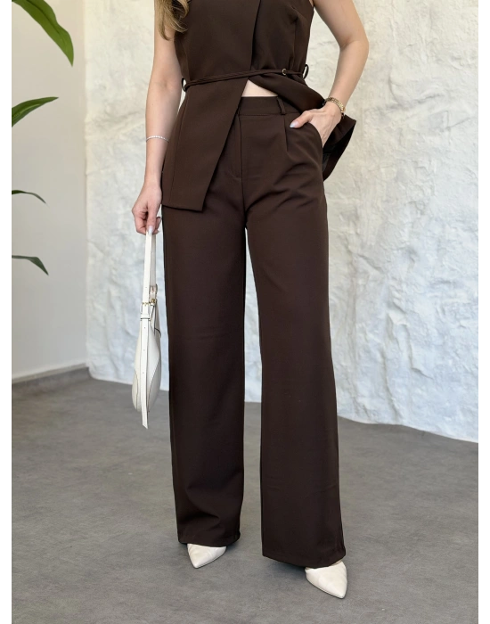 Omuz düğmeli önü üçgen kesim takım kahve