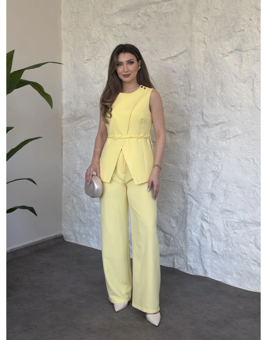 Omuz düğmeli önü üçgen kesim takım Sarı