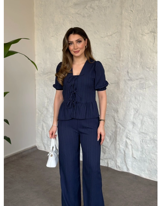 Önden bağlama detaylı gofre kumaş takım lacivert