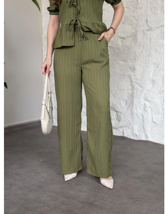 Önden bağlama detaylı gofre kumaş takım yeşil