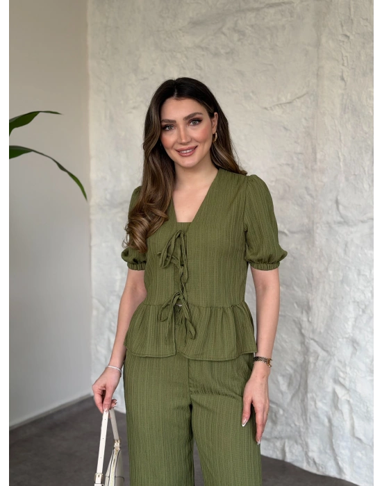 Önden bağlama detaylı gofre kumaş takım yeşil