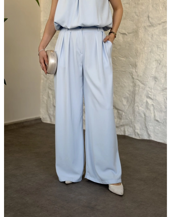 Boyun büzgü ip detaylı takım bebek mavisi