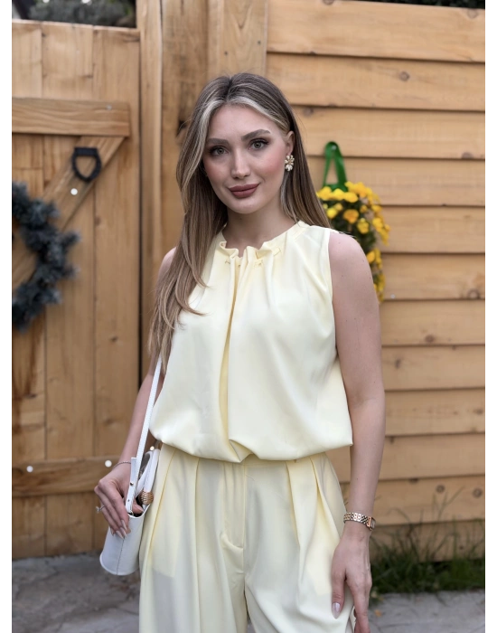 Boyun büzgü ip detaylı takım sarı