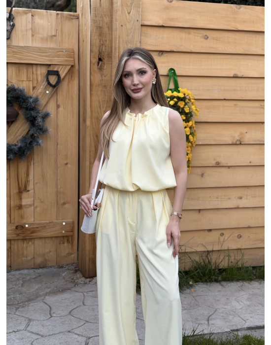 Boyun büzgü ip detaylı takım sarı