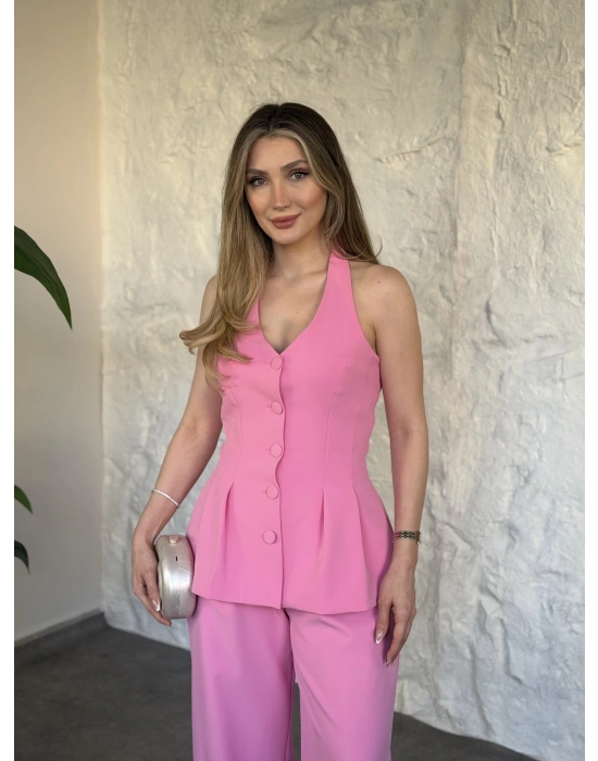 Sırt dekolteli düğmeli yelekli takım pembe