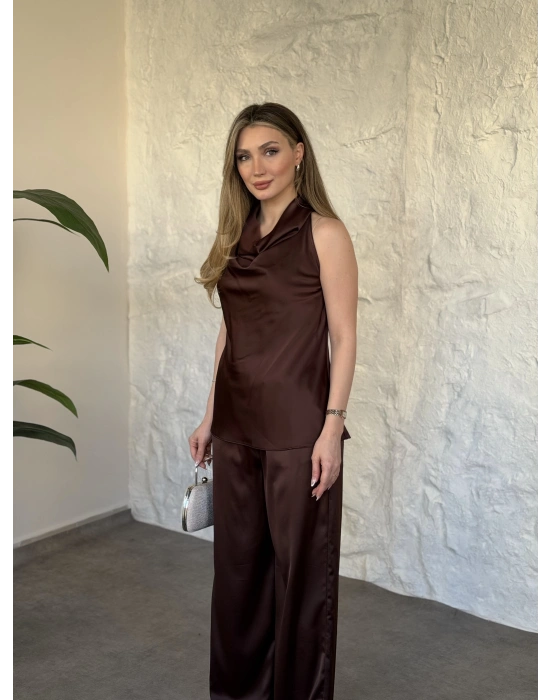 Halter yaka önü drapeli saten takım kahve
