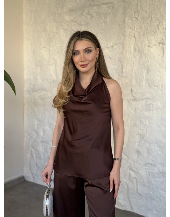 Halter yaka önü drapeli saten takım kahve
