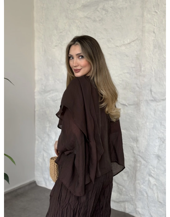 Kendinden kırışık görünümlü oversize takım kahve