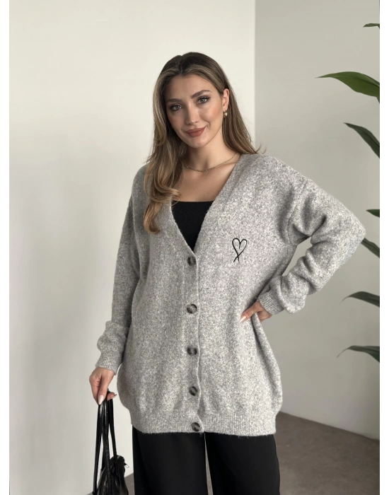 Ara boy kalp nakışlı yumuşak dokulu triko hırka gri