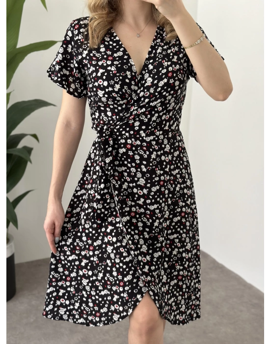 Asimetrik Kesim Önden Bağlamalı Viskon Elbise Siyah Beyaz