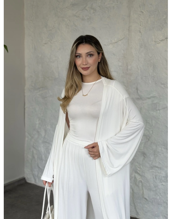 Basic üst & pantolonlu 3’lü takım beyaz