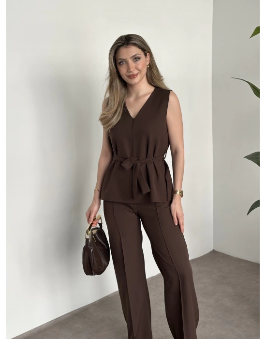 Belinden kuşaklı v yaka dabıl takım kahve