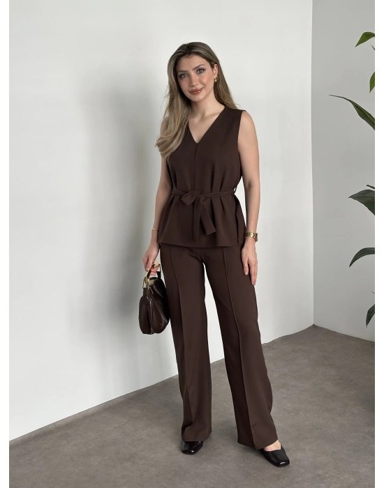 Belinden kuşaklı v yaka dabıl takım kahve