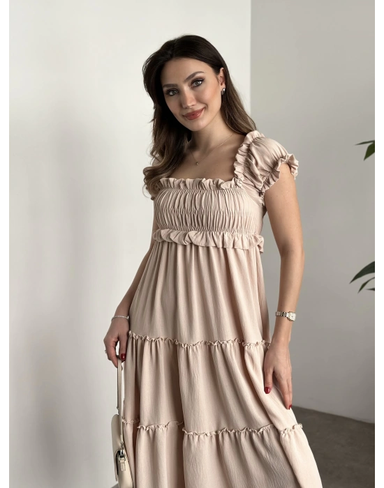 Bisiklet ve madonna yaka ayrobin elbise krem