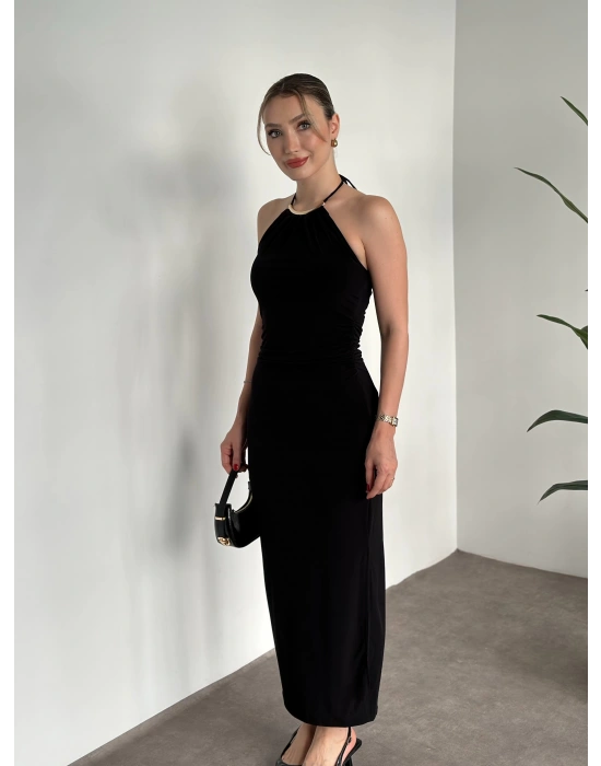 Boyun aksesuar detaylı sandy kumaş elbise siyah