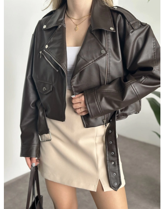 Çapraz fermuarlı kemer detaylı crop deri ceket kahve