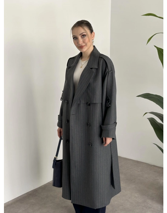 Çizgili uzun düğmeli beli kuşaklı oversize astarlı trençkot gri