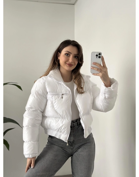 Crop belden lastikli parlak şişme mont beyaz