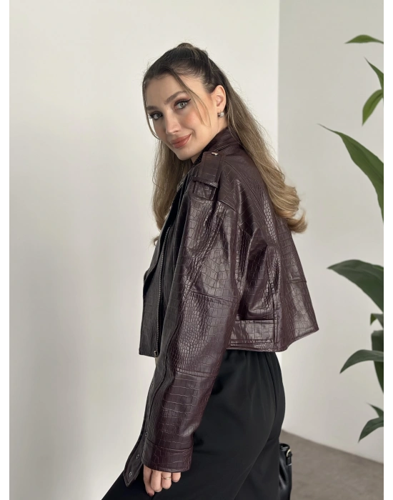 Crop boy kemer detaylı fermuarlı desenli ceket bordo