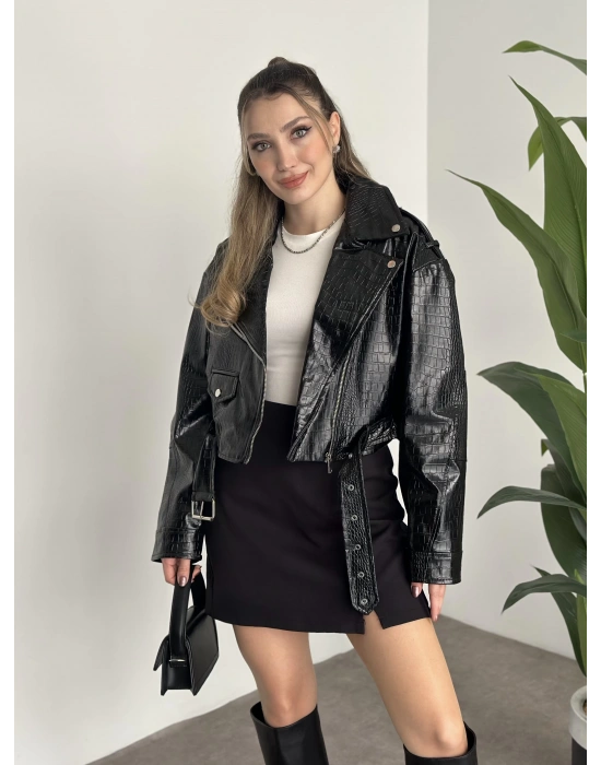 Crop boy kemer detaylı fermuarlı desenli ceket siyah