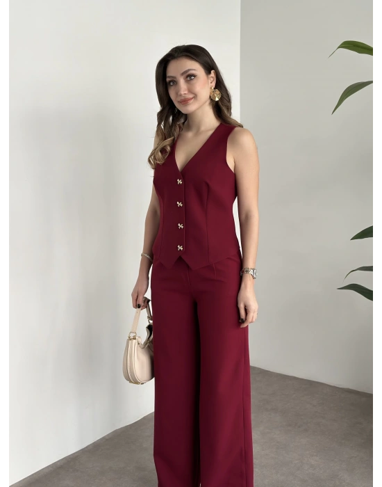 Düğme detaylı yelekli takım bordo