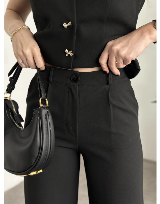 Düğme detaylı yelekli takım siyah