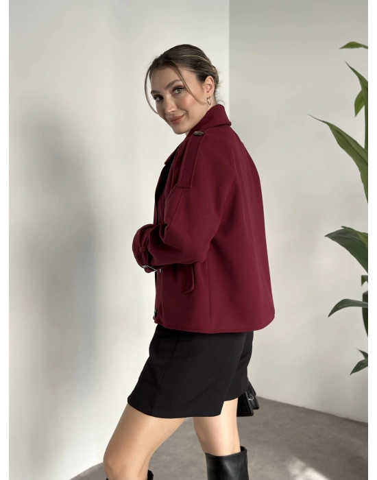 Düğmeli astarlı kısa kaşe kaban bordo